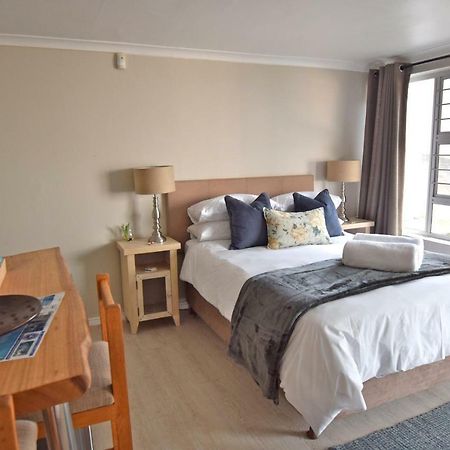 Apartment Dolphin House 赫曼努斯 外观 照片